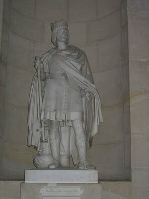 Lenda do Ofício - análise crítica: Carlos Martel