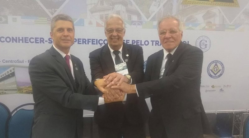 Os representantes das três potências maçónicas: CMSB, COMAB, GOB, maçonaria