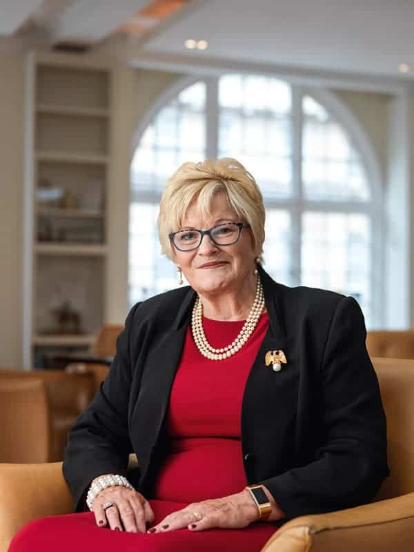 Christine Chapman, Grã-Mestre da HFAF