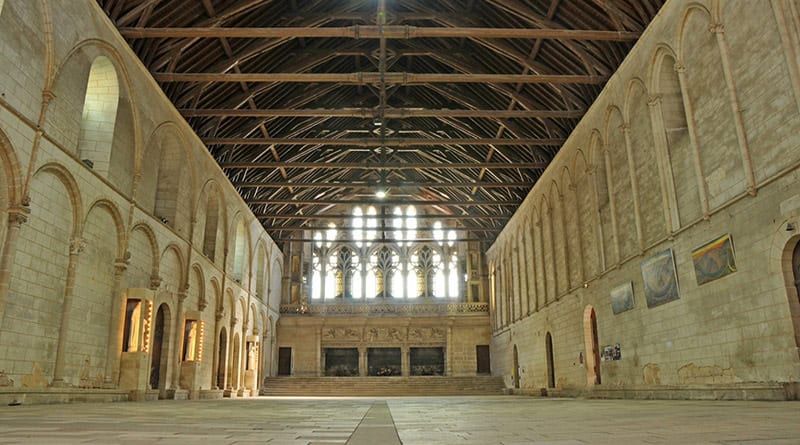 Poitiers - Palácio da Justiça - Sala dos Passos Perdidos