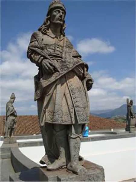 Figura 7 - Profeta Oséias retratando Domingos Vital Barbosa (um dos membros da Inconfidência Mineira) Basílica do Bom Senhor do Matosinho - Foto de Adriano Santos Figueiredo.
